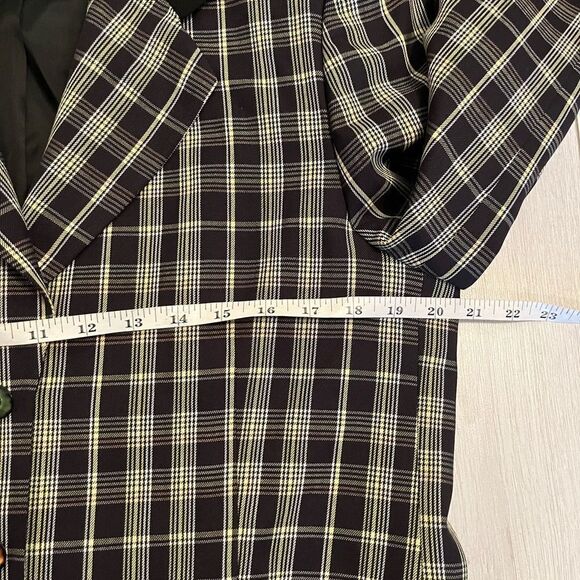 Vintage plaid wool blazer - Picture 9 of 12